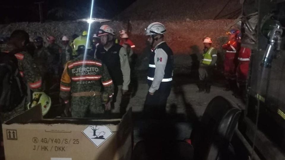 Hallan a segundo minero con vida en El Rosario en Sinaloa