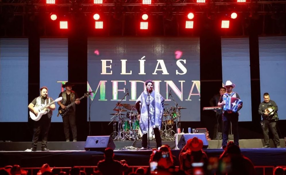Festeja Elías Medina su cumpleaños en Parras
