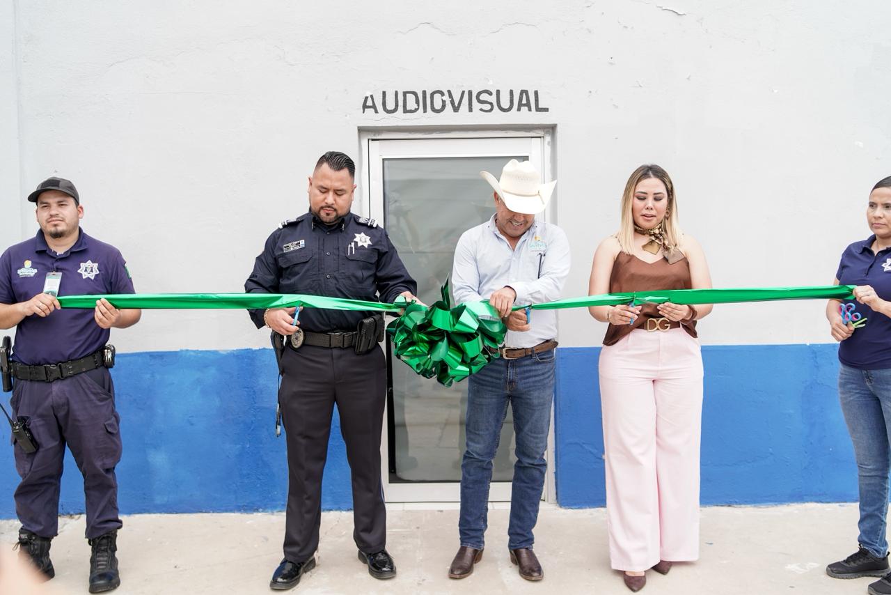 Impulsa Chano cercanía de niños con Seguridad Pública