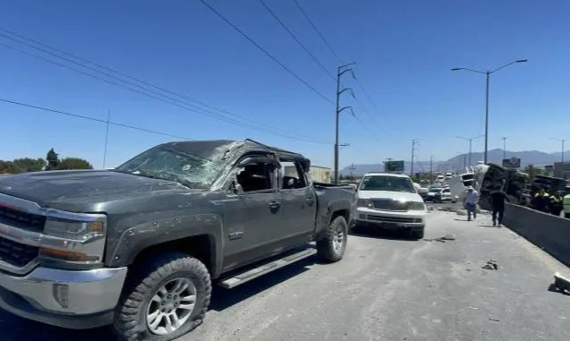 Vuelca tráiler tras una manifestación en el LEA