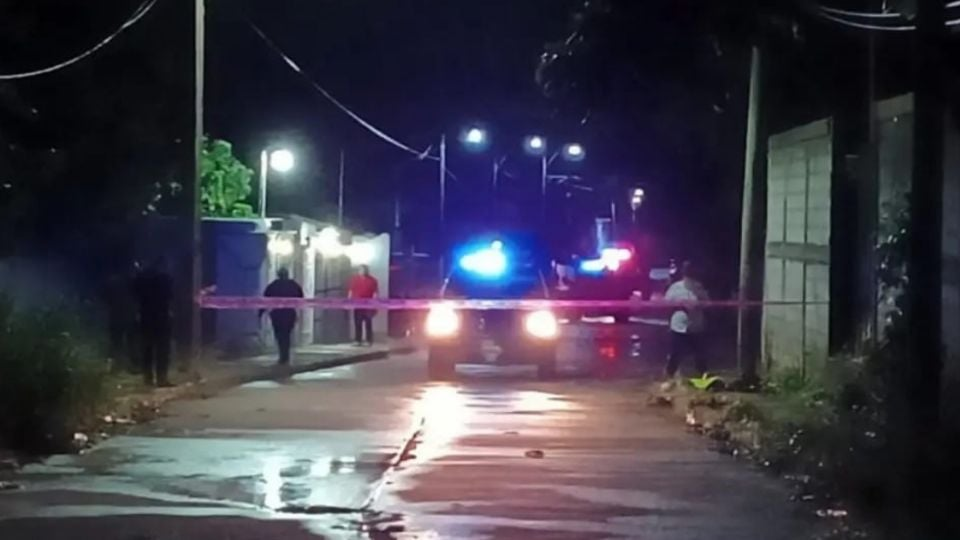 Mat4n a líder de taxistas frente a su esposa e hijos en Tecolutla, Veracruz