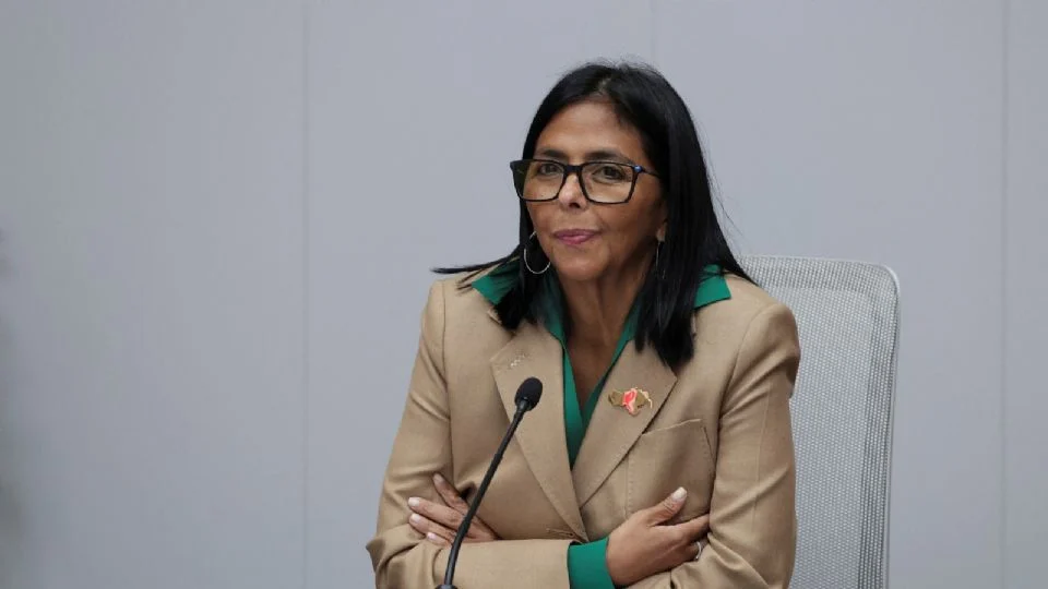 Estados Unidos retira a Delcy Rodríguez de su lista de sancionados