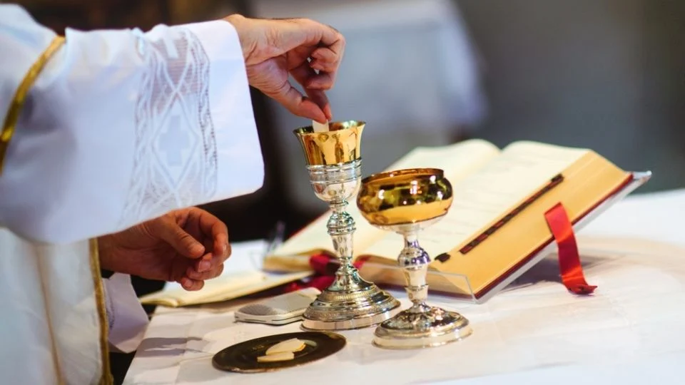 Alertan por la presencia de sacerdotes falsos en Puebla durante esta Semana Santa