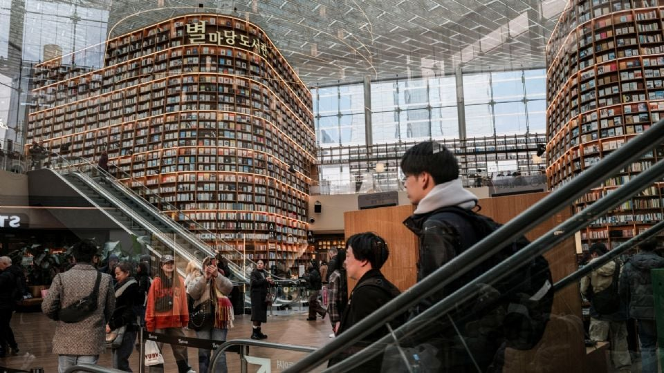 Viajar a Corea del Sur: el contraste de los K-drama y las series como «XO Kitty» con la realidad