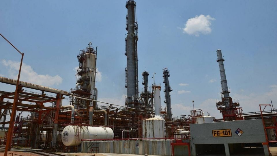 Reportan incendio en la refinería de Tula; «fue un incidente menor con presencia de humo», dice Pemex
