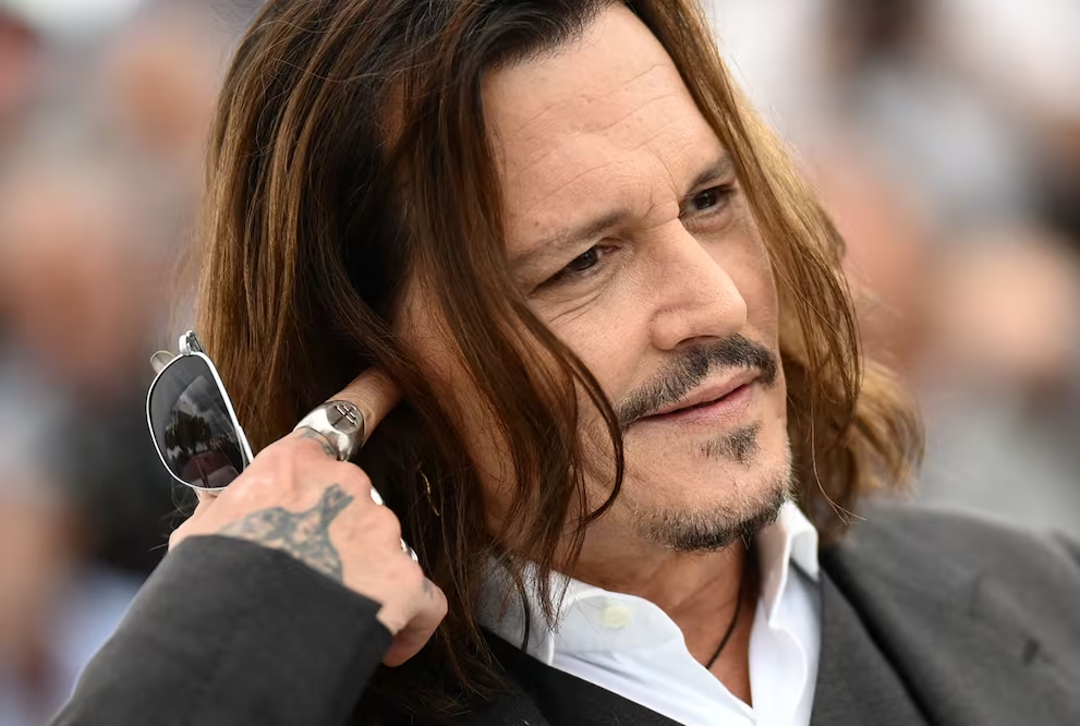 Johnny Depp regresa a Hollywood, protagonizará nueva versión de «Un cuento de Navidad»