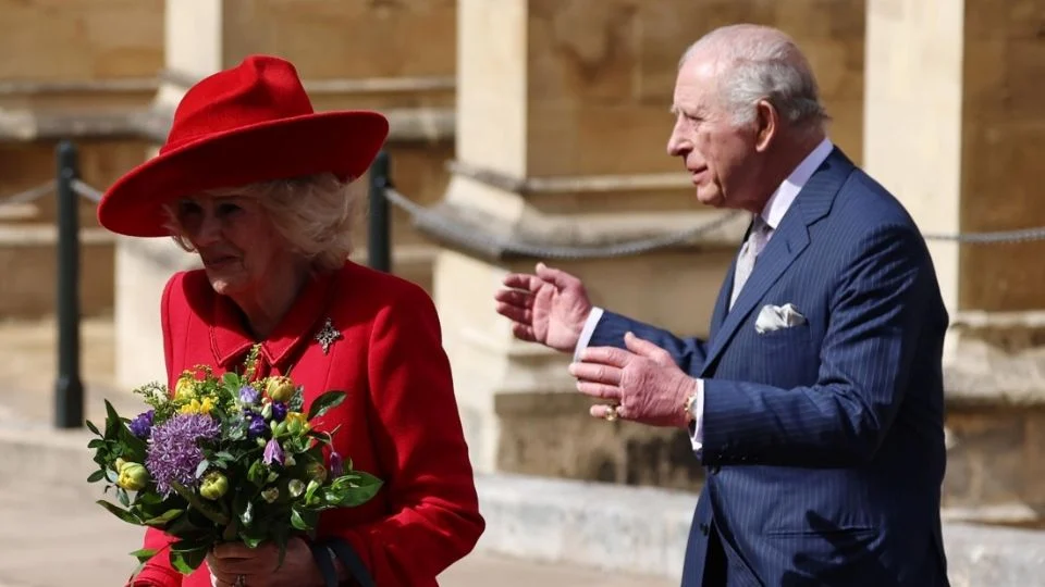 Los reyes de Inglaterra acuden a la misa de Pascua sin las hijas del expríncipe Andrés