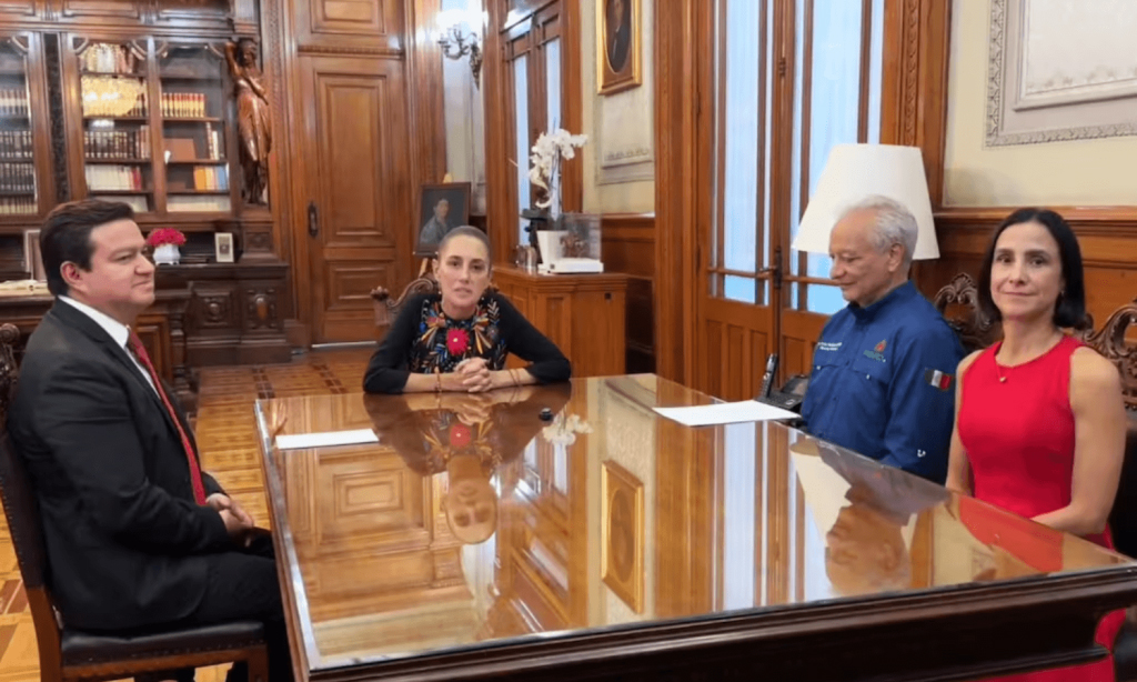 TUMBAN ESCÁNDALOS A DIRECTOR DE PEMEX