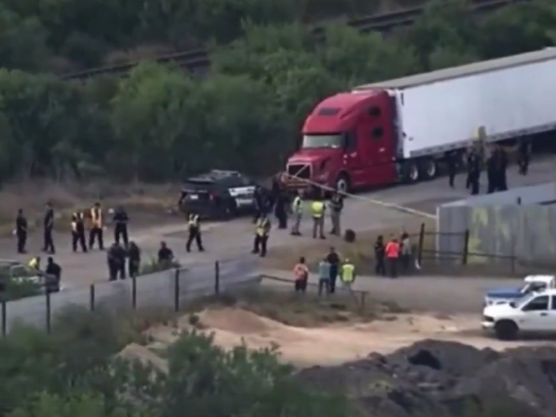 Encuentran 42 migrantes al interior de un camión en Texas
