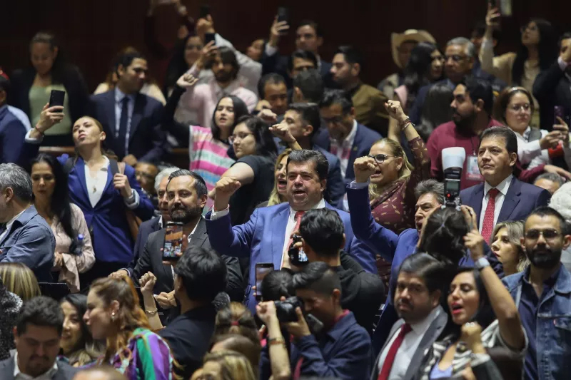 Desisten diputados morenistas de pedir juicio político contra Campos