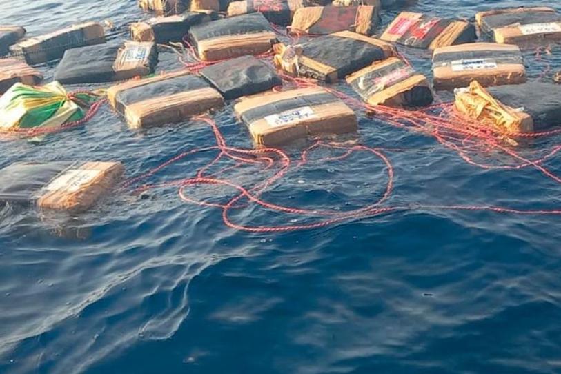 Asegura Marina dos toneladas de cocaína en Golfo de Tehuantepec