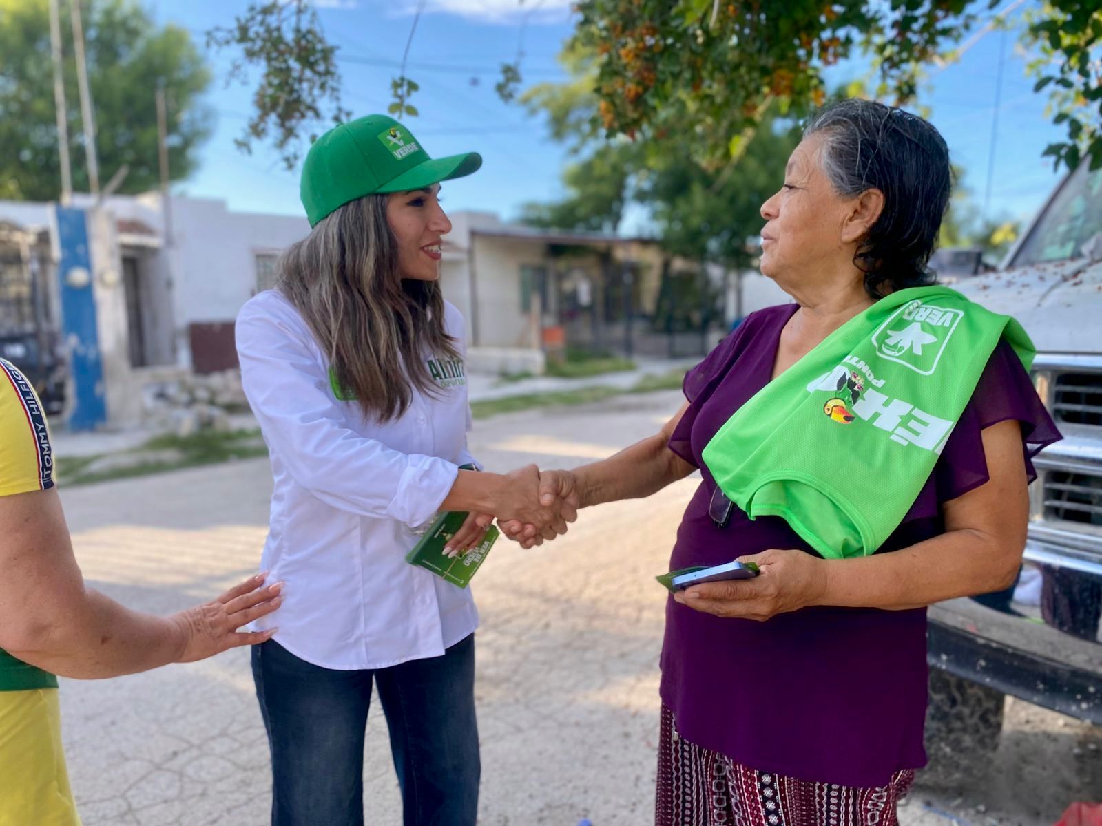 Legislará Alhira por servicios de calidad