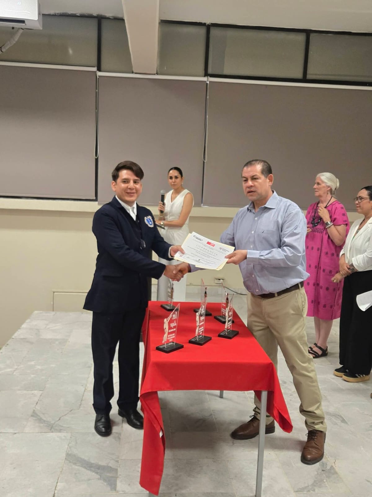 Brillan alumnos de la Dora Madero en Saltillo