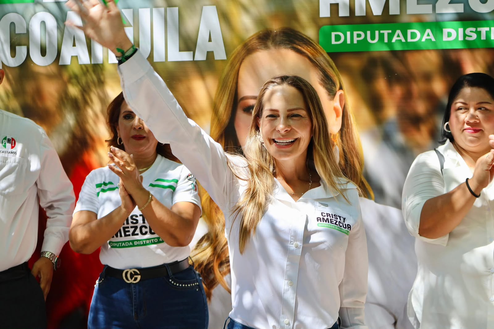 CIERRA CRISTINA AMEZCUA CON UNIDAD Y CONFIANZA