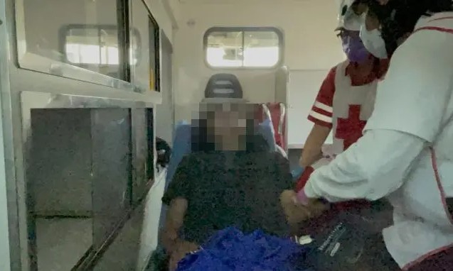Destrozan pierna a repartidor en choque