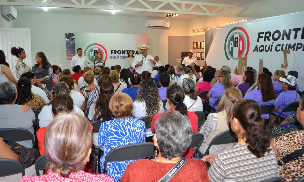 GACHUPÍN Y PEPE CERDA FORTALECEN CERCANÍA CON LAS FAMILIAS DEL DISTRITO 06