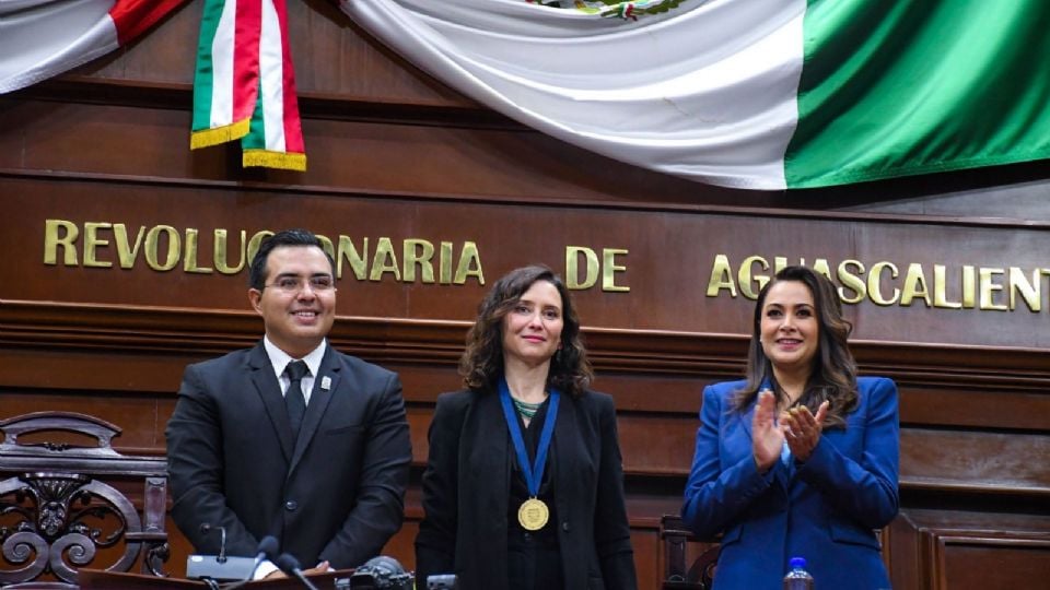 Grupo Xcaret retira invitación a Díaz Ayuso; niega presiones de Sheinbaum