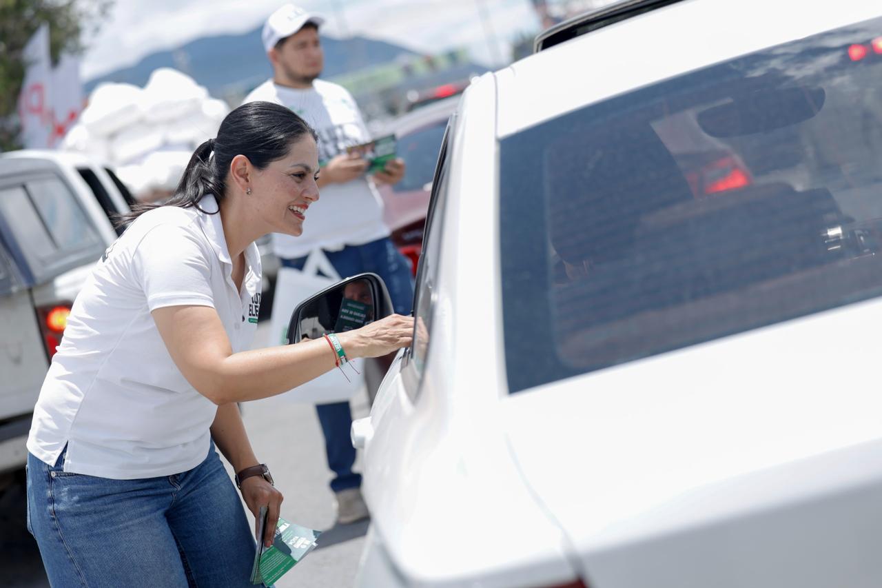 Seguiremos impulsando a los estudiantes: Luz Elena Morales