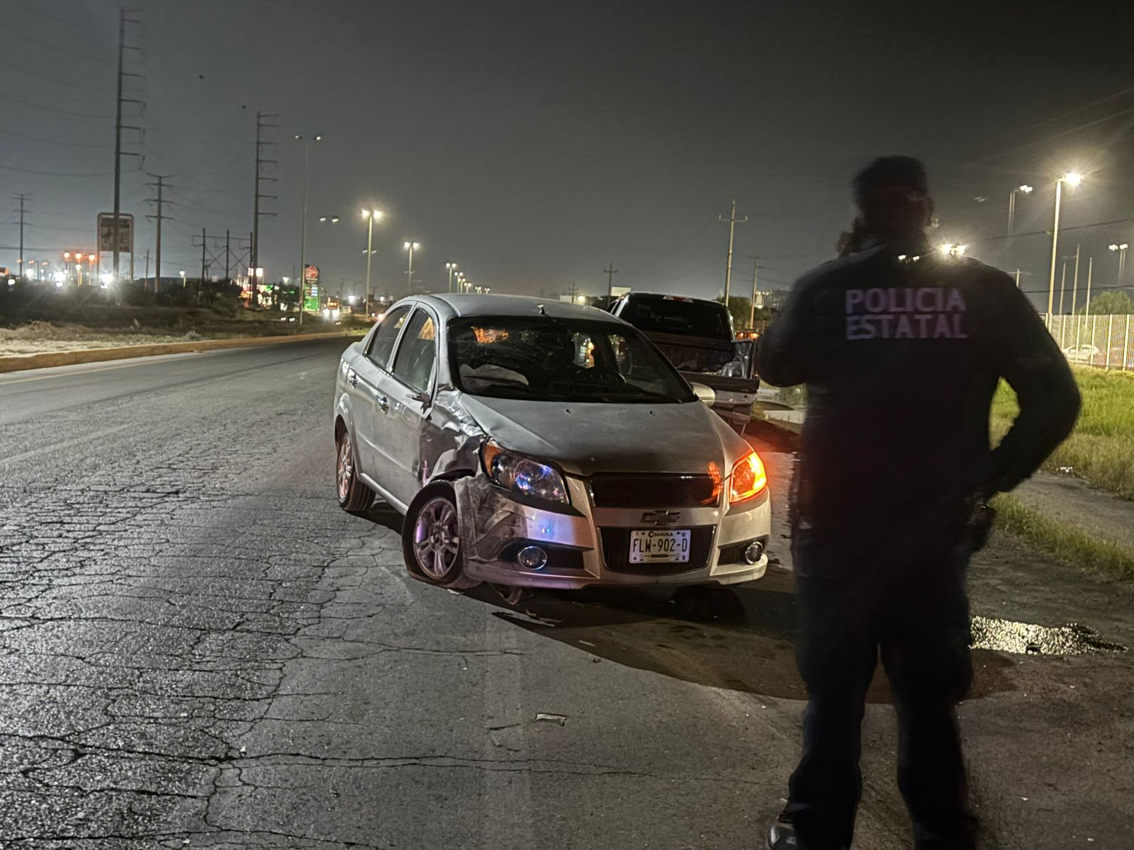 Le destrozan troca mientras trabajaba 