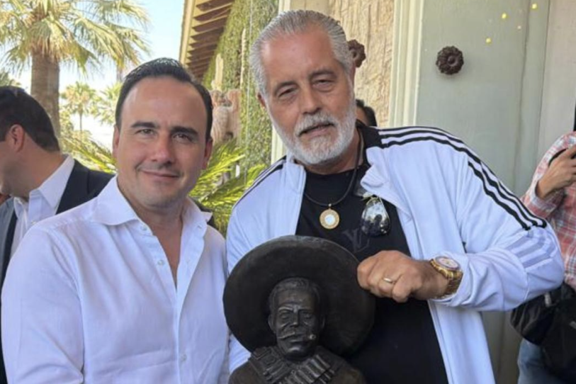 Dona Ernesto Milanés bustos de Villa y Zapata a Coahuila
