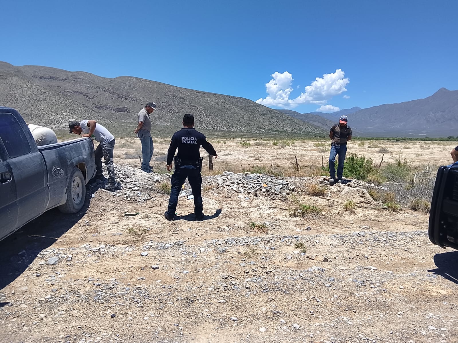 Arrestan a tres hombres por contaminar área protegida