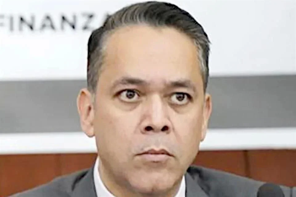 Se entrega ahora a EU ex titular de Finanzas de Rocha