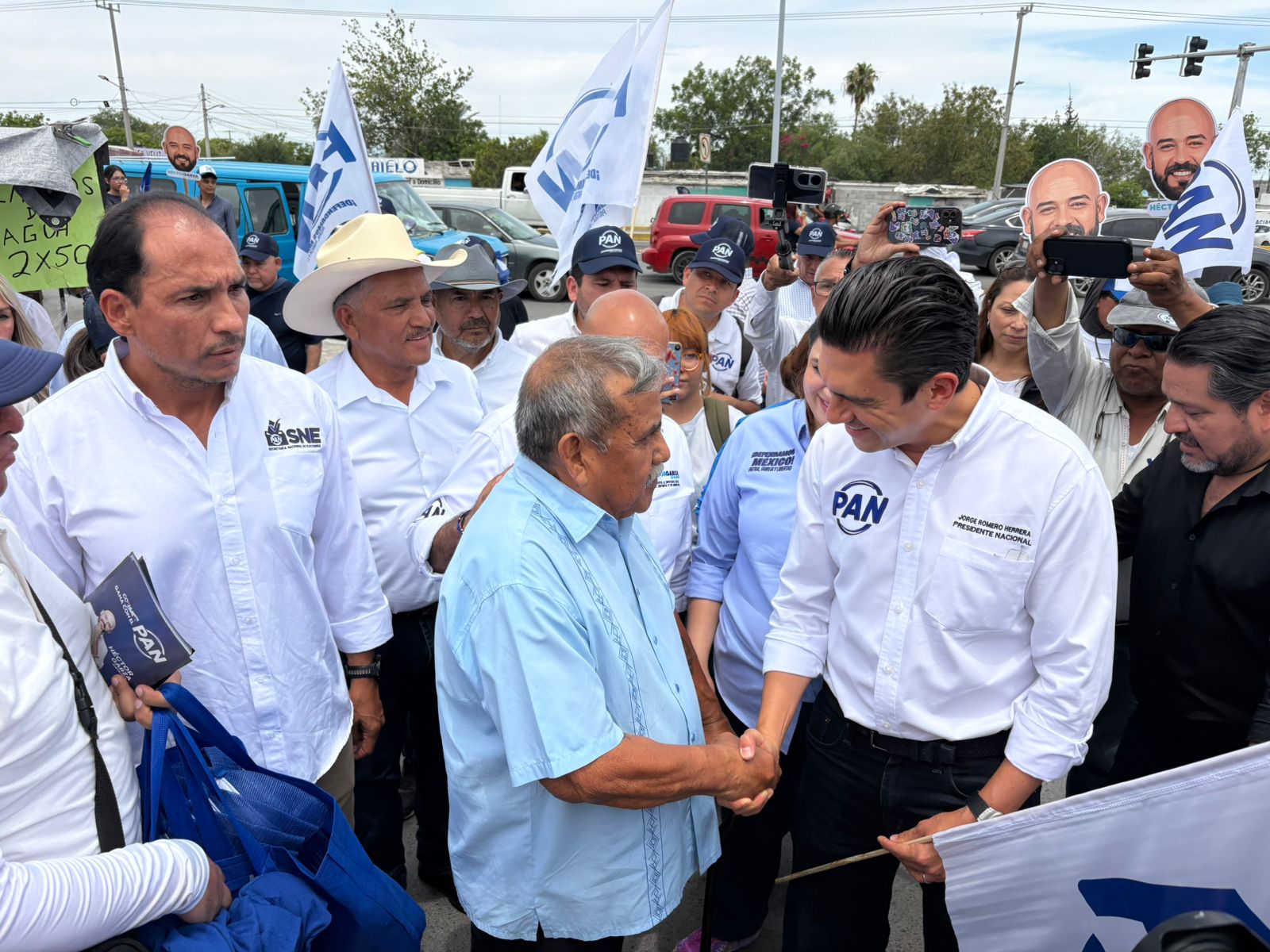Respalda líder nacional del PAN a Manolo Jiménez