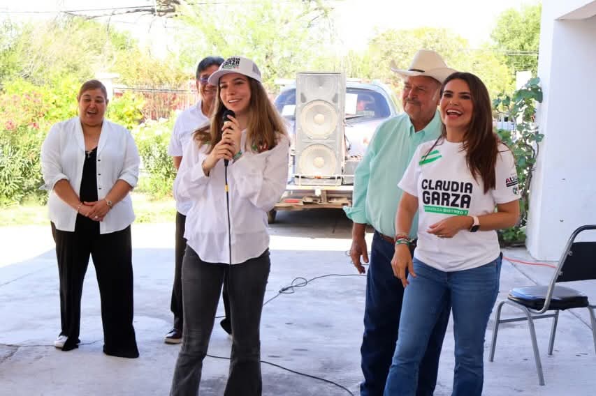 Escobedo con Claudia Garza rumbo al Congreso de Coahuila