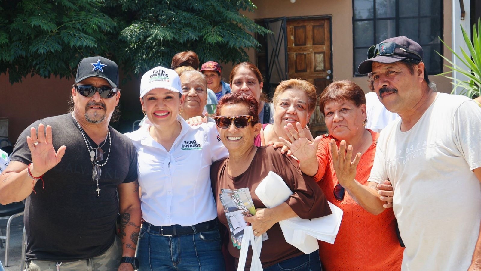 En territorio y con propuestas Esra Cavazos sigue avanzando