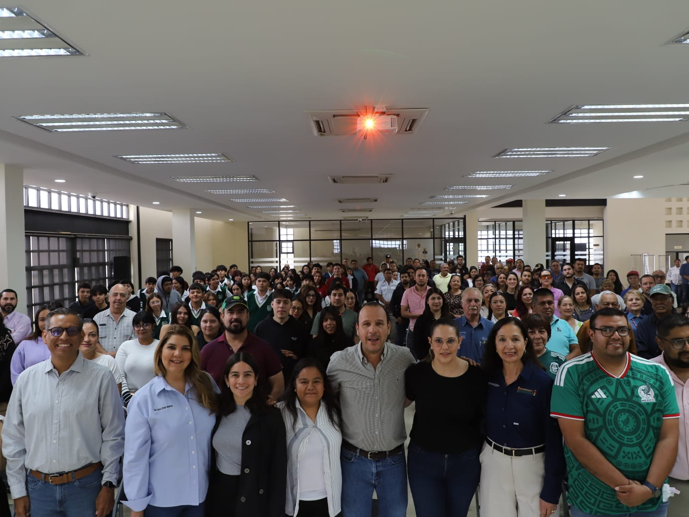 Impulsa “Coahuila Pa’l Mundo” preparación turística en Parras