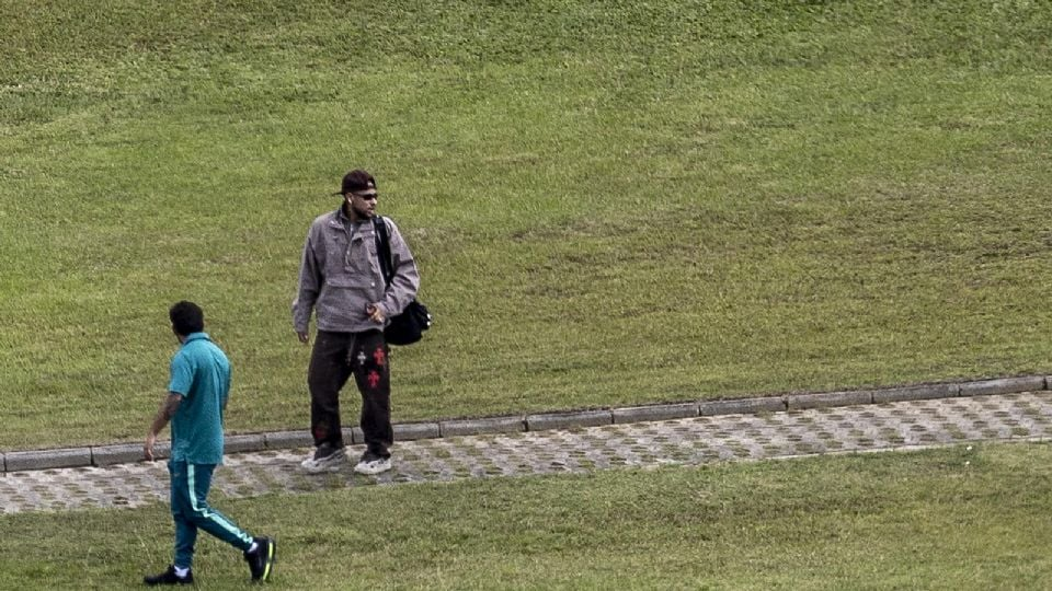 Neymar estará de dos a tres semanas de baja por lesión, pero Brasil no lo descarta para el Mundial