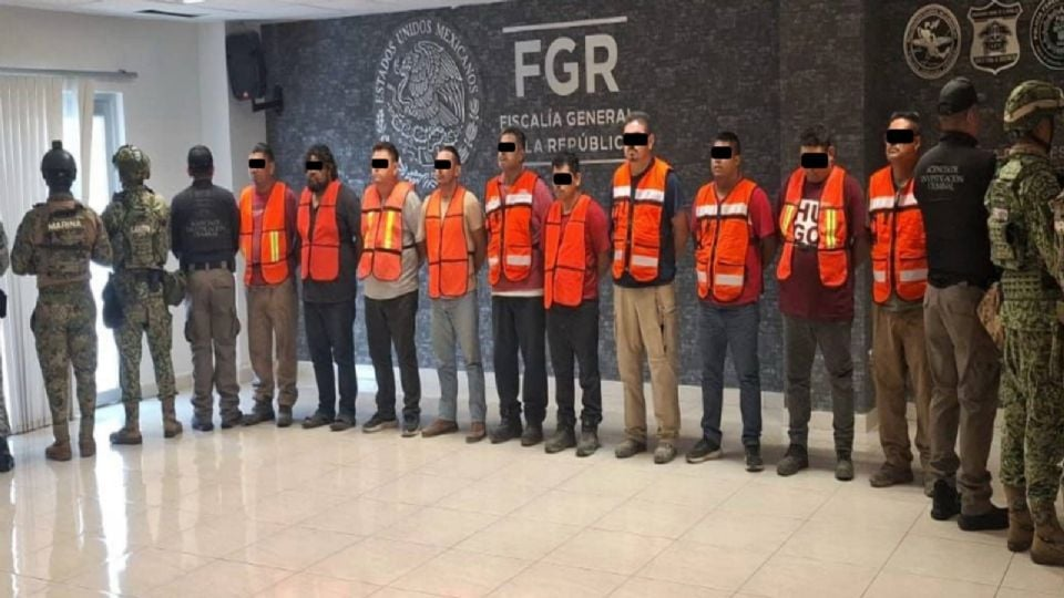 Caen por «huachicol» 10 sujetos en Tabasco; aseguran vehículos y contenedores de gas