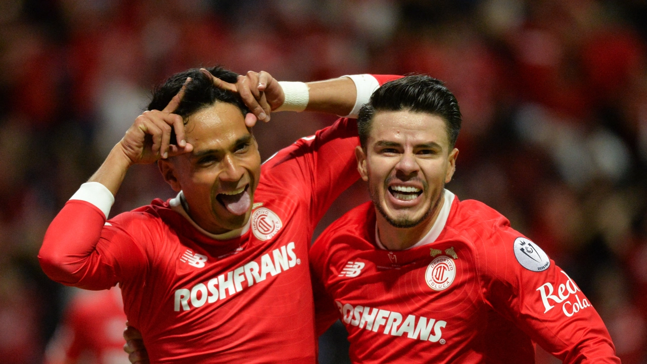Toluca gana la Concachampions al vencer 6-5 a Tigres en penales