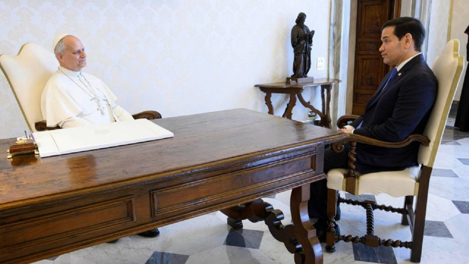 El papa León XIV y Marco Rubio se reúnen en el Vaticano en medio de tensiones con Trump por ofensiva en Irán