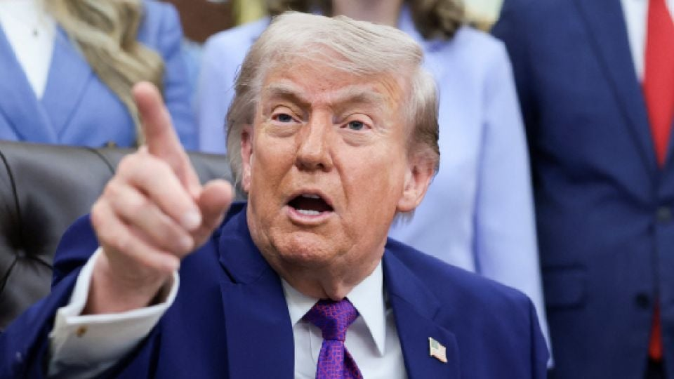 Trump rechaza la respuesta de Irán al calificarla de «basura» y advierte que el alto al fuego «es muy frágil»