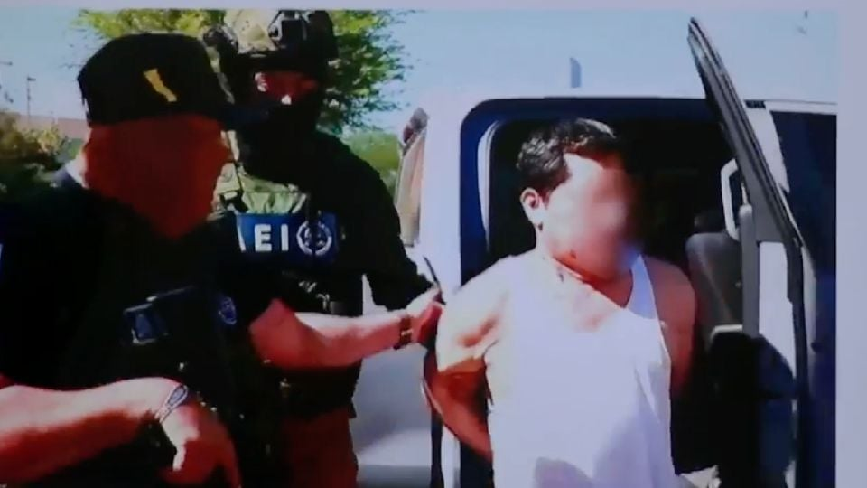Detienen a conductor de taxi por aplicación por intentar s*cuestrar a pasajera en Baja California
