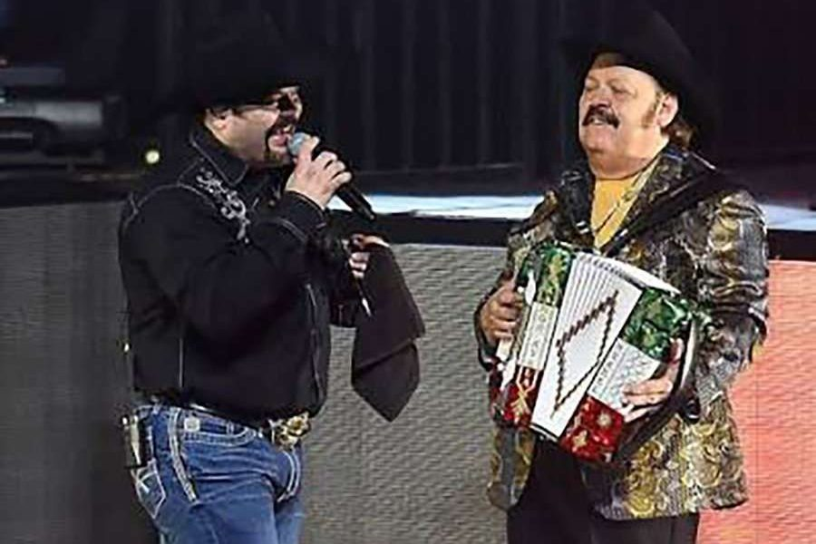 Demandan a hijo de Ramón Ayala y a la banda por agresión sexu4l y acoso durante gira