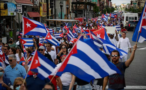 Cuba difunde «guía» para proteger a la población ante una agresión militar; recomienda atender «señales de alarma aérea»