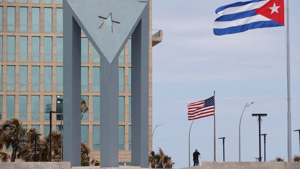 Rusia e Irán ‘arman’ a Cuba: Le envían 300 drones militares ante posible ‘agresión’ militar de Trump