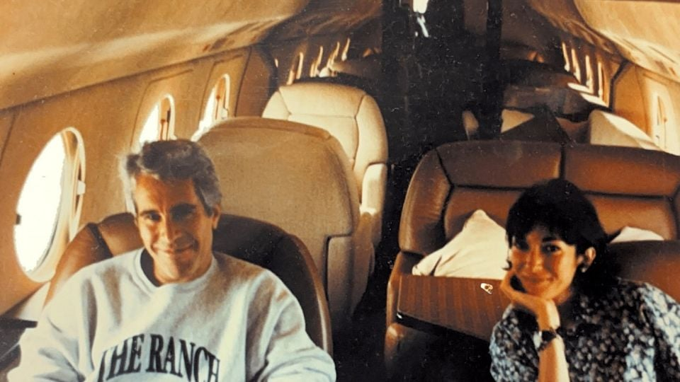 Fiscalía de EU no recomendará el indulto de Ghislaine Maxwell, expareja de Epstein: Todd Blanche
