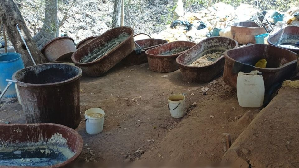 Desmantelan tres laboratorios clandestinos en Sinaloa: golpe económico al narcotráfico es mayor a los 900 mdp