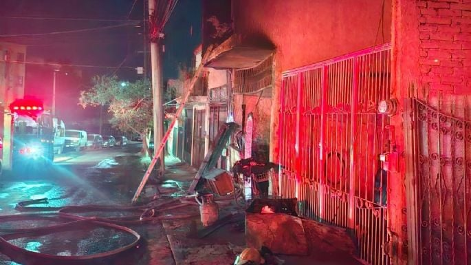 Cinco mu3rtos, entre ellos dos niños, deja incendio de vivienda en Tonalá, Jalisco