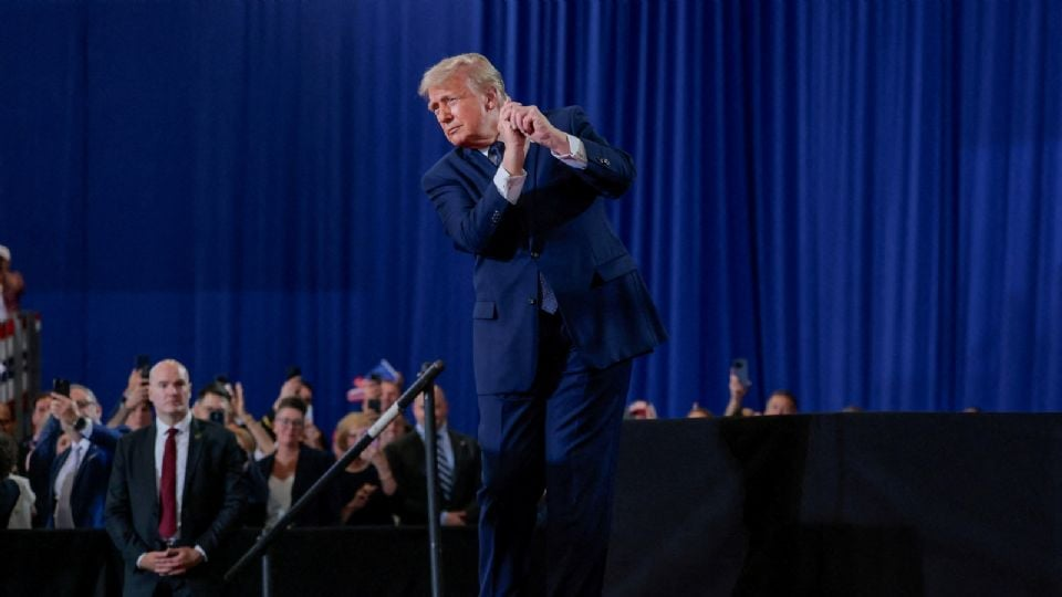 «El tiempo está de nuestro lado»: Trump afirma que no se apresurará a cerrar un acuerdo con Irán
