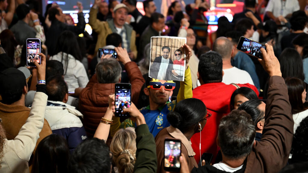 Arrasa ultraderecha en elecciones de Colombia