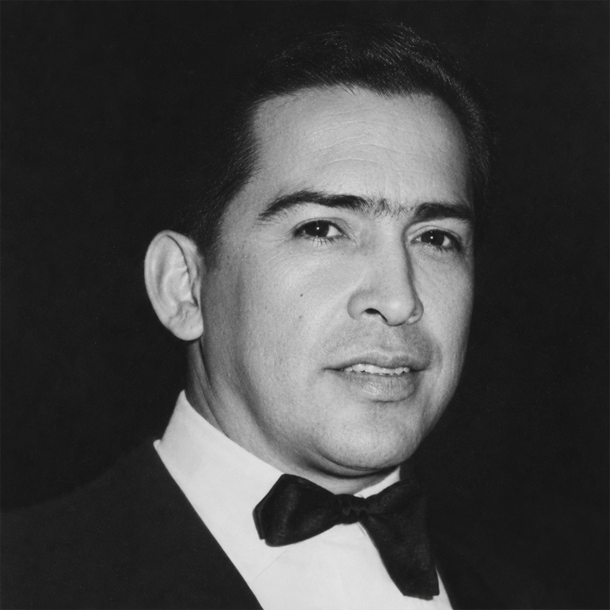 Reviven en Monterrey música, poesía y legado en una noche de homenaje