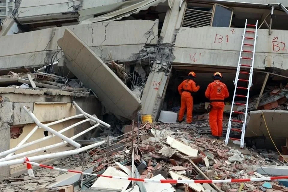 Vuelve a temblar en Venezuela; cifra de muertos sube a mil 719