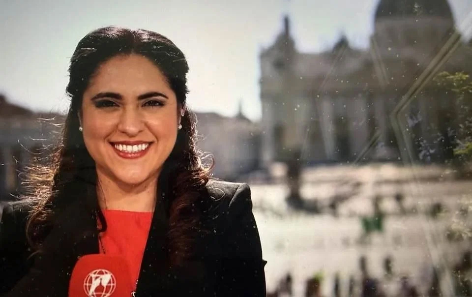 Elige León XIV a mexicana para comunicación en el Vaticano