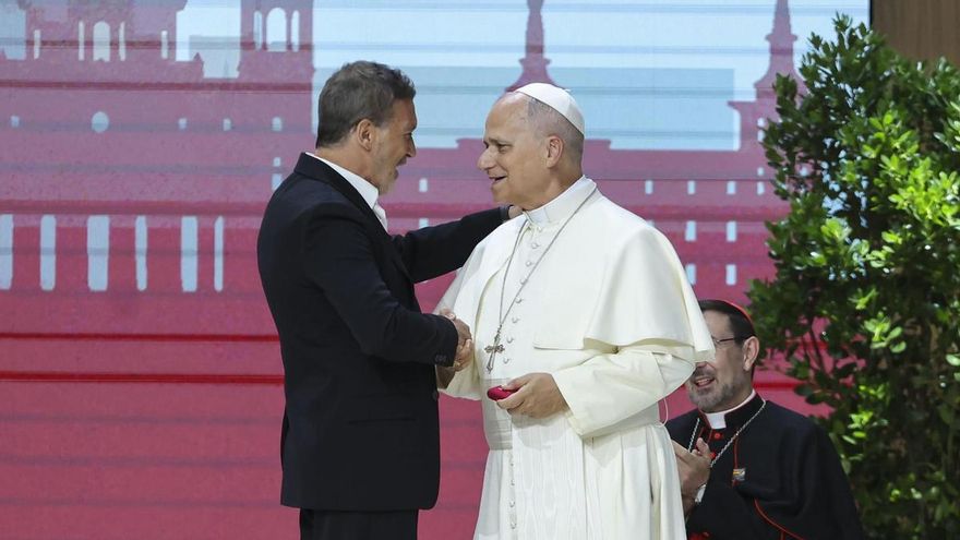 “Estoy hoy aquí confesando haber sido víctima del hechizo de Dios”