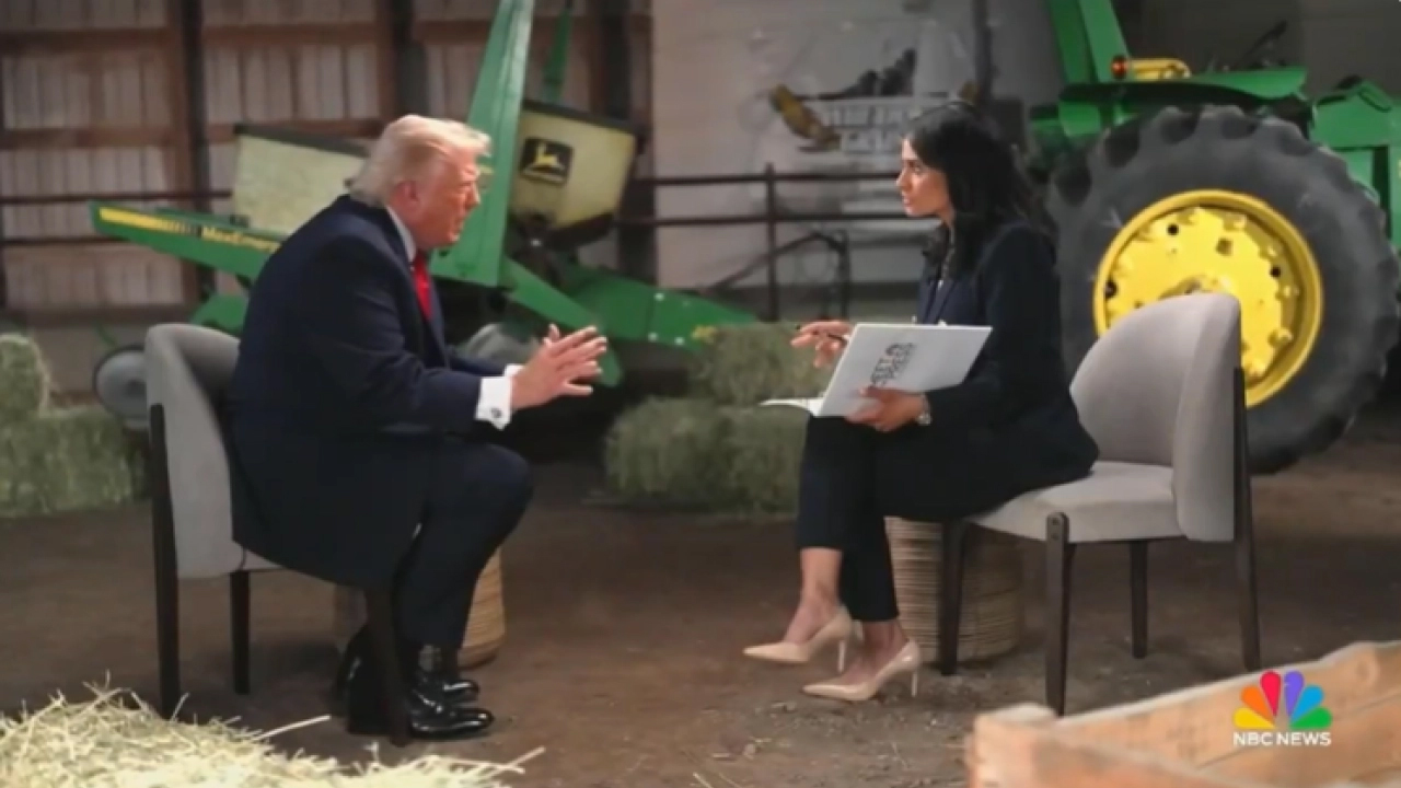 Abandona Trump entrevista tras confrontación con periodista