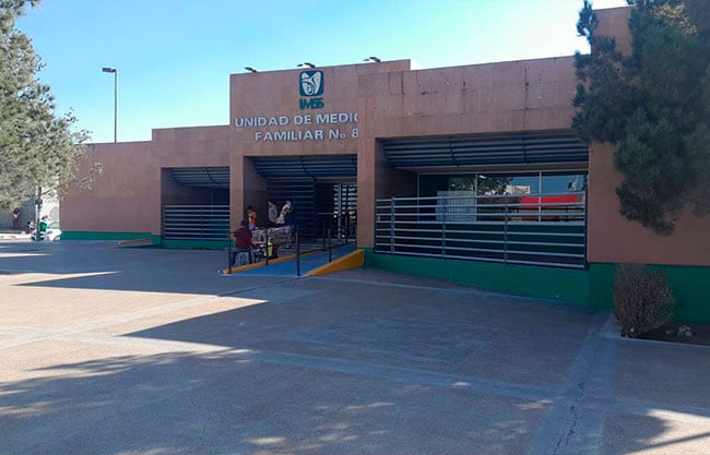 ENCUENTRAN A MUJER TIRADA EN UN ARROYO